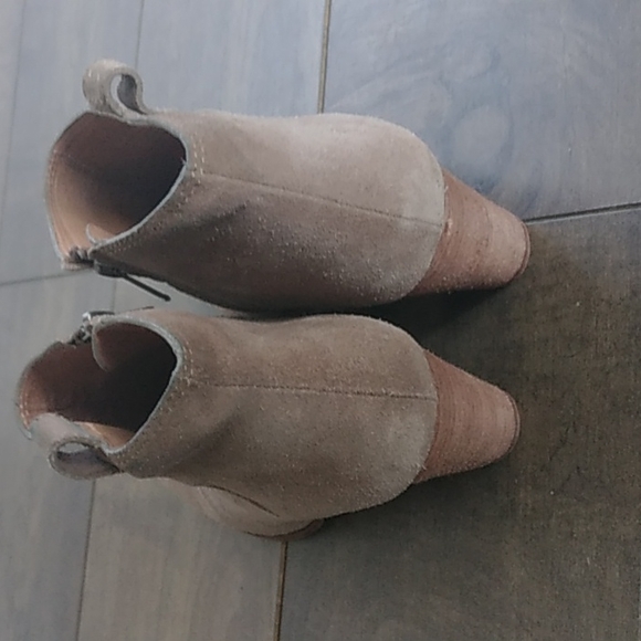 MADEWELL TAN SUEDE BOHO ANKLE BOOTS WOMANS 9.5. - Picture 4 of 6